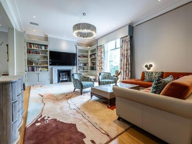 House for rent in South Kensington, Greater London