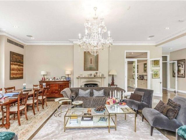 House for rent in London Borough of Richmond upon Thames, Greater London