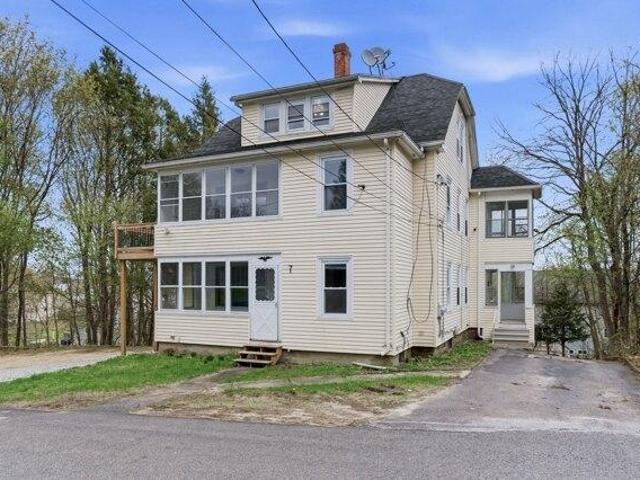 House for sale in Dudley, Massachusetts