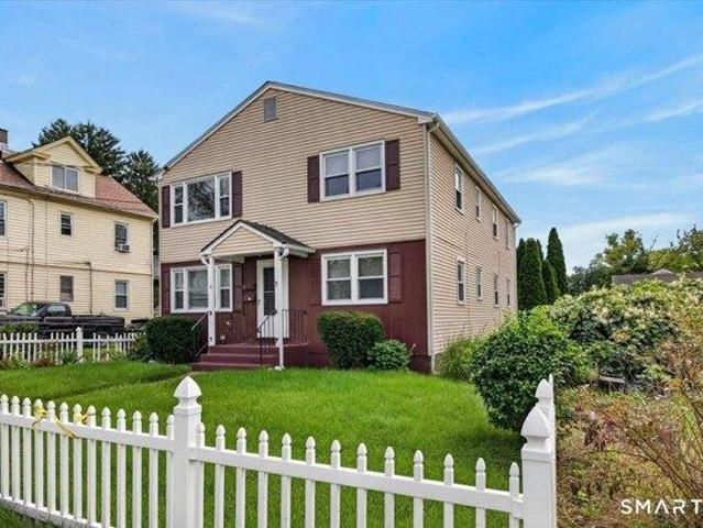House for sale in Burnside, East Hartford