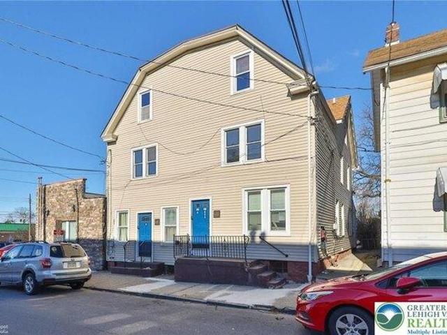 House for sale in Easton, Pennsylvania