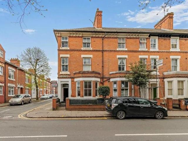 House for sale in Highfields, Old Wharf