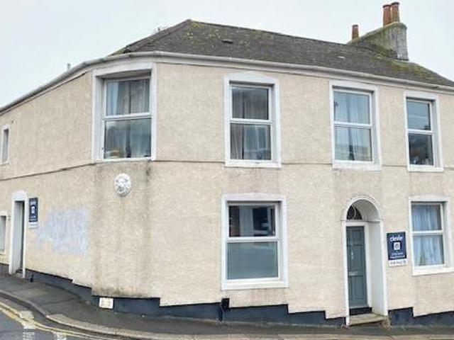 House for sale in Follaton, Strode