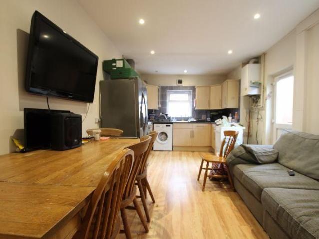 House for rent in Maindy, Cardiff
