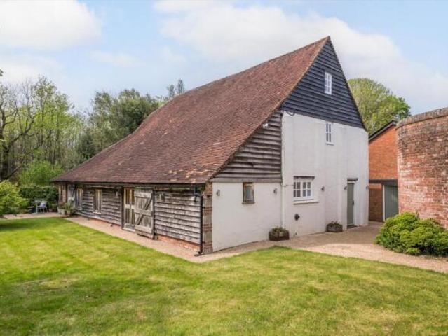 Farm for sale in Sandown Park, Kent