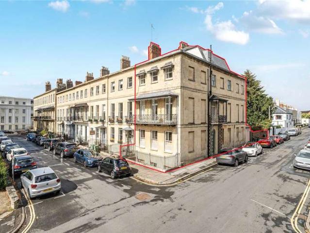 Flat for sale in Ewens Farm, Golden Valley