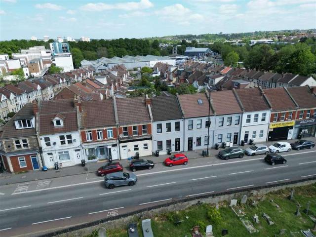 Flat for sale in St Philip's Marsh, Feckenham