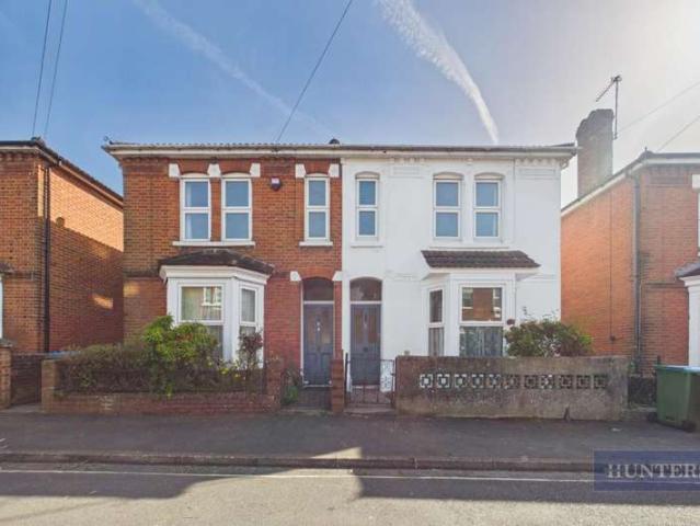 Flat for sale in Banister's Park, City Of Southampton