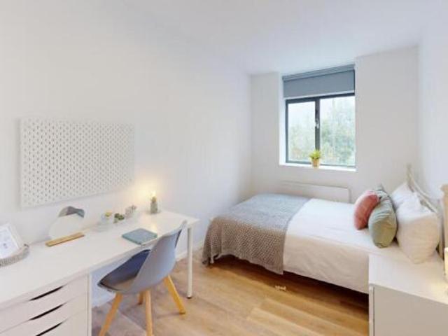 Room for rent in Gordon, Scotland