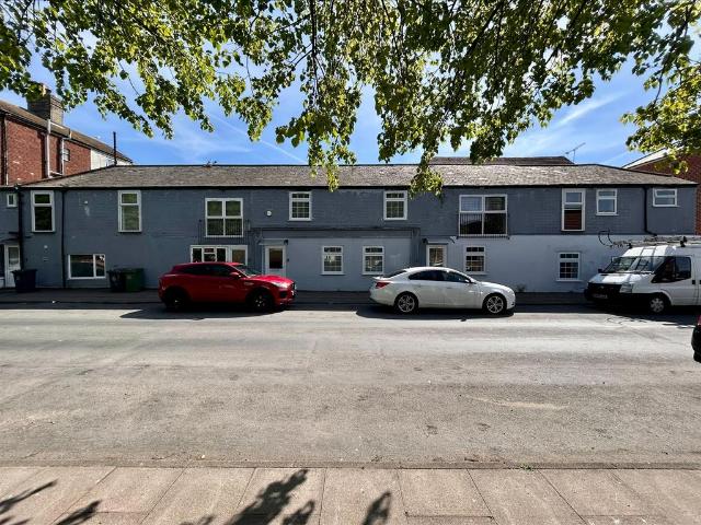 Flat for sale in Southtown, Stokesby