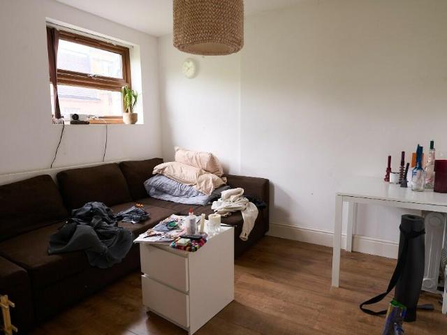Flat for sale in Cat Hill