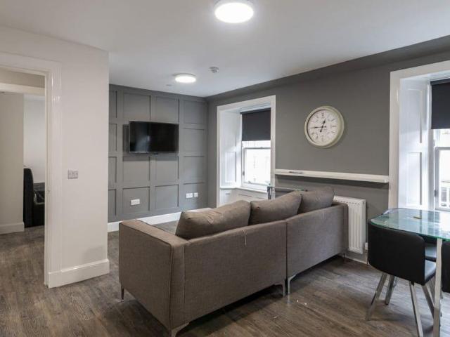 Room for rent in Southside, Scotland