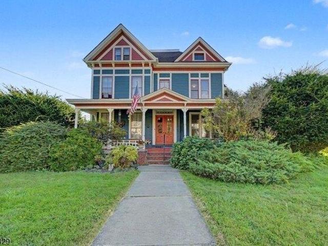 House for sale in Hackettstown, Warren County