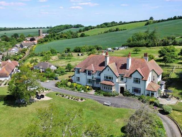 House for sale in Bilbrook, Chapel Cleeve