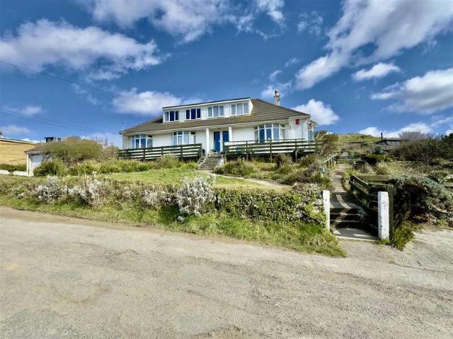 House for sale in Penwartha Coombe, Cornwall