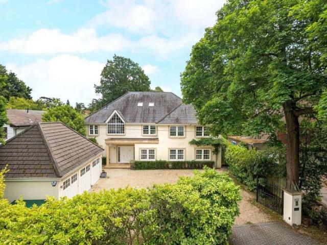 House for sale in Sheerwater, Woking