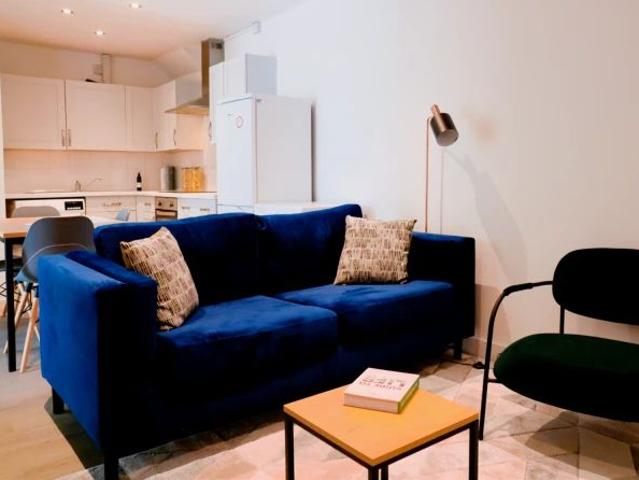 Room for rent in Chorlton-on-Medlock, Georgia