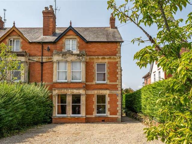 House for sale in Yeovil, Somerset