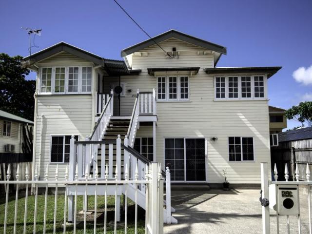 House for sale in Cairns North, Cairns