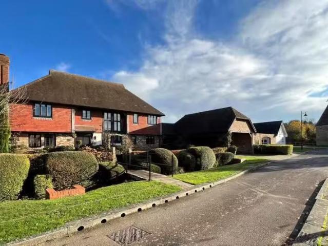 House for rent in Key Street, Suffolk
