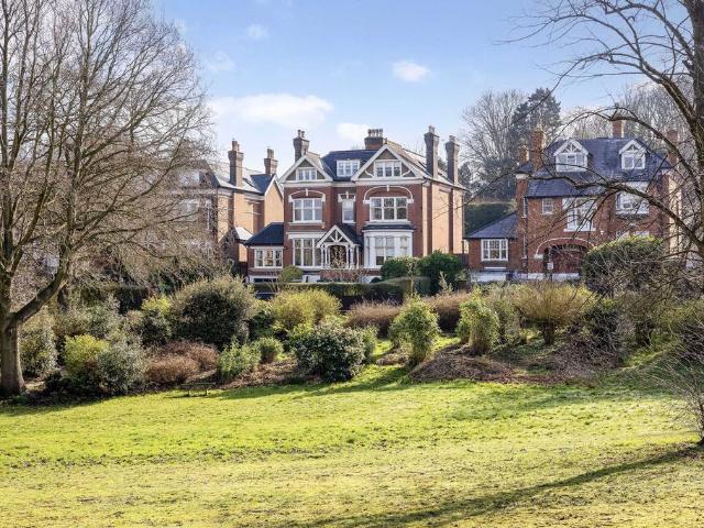 House for sale in London Borough of Croydon, Upper Norwood