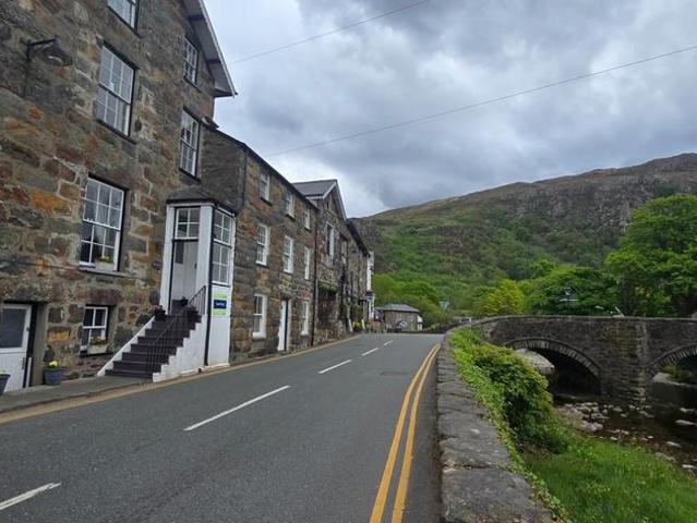 House for sale in Beddgelert, Wales