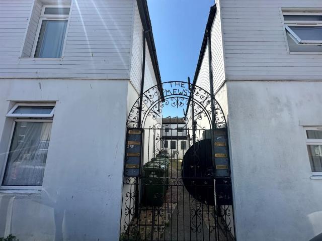 House for sale in Southtown, Stokesby