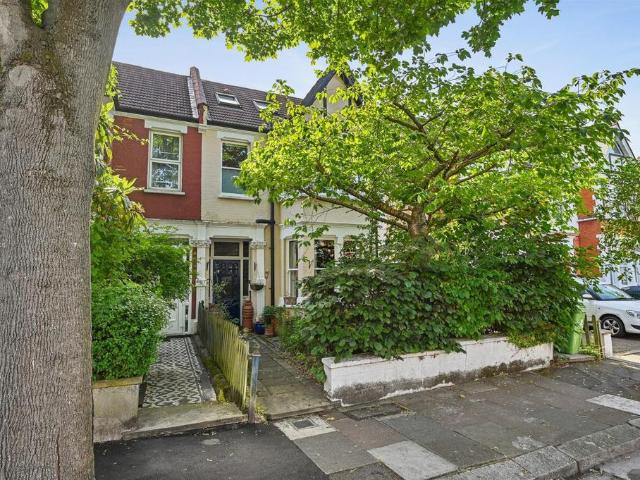 House for sale in London Borough of Ealing, Greater London