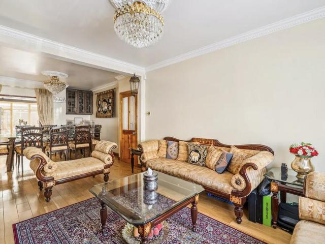 House for sale in London Borough of Croydon, Thornton Heath