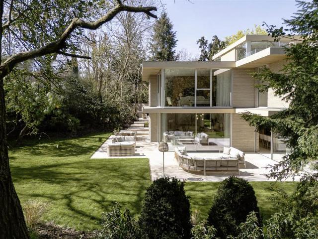 House for sale in Golders Green, Greater London