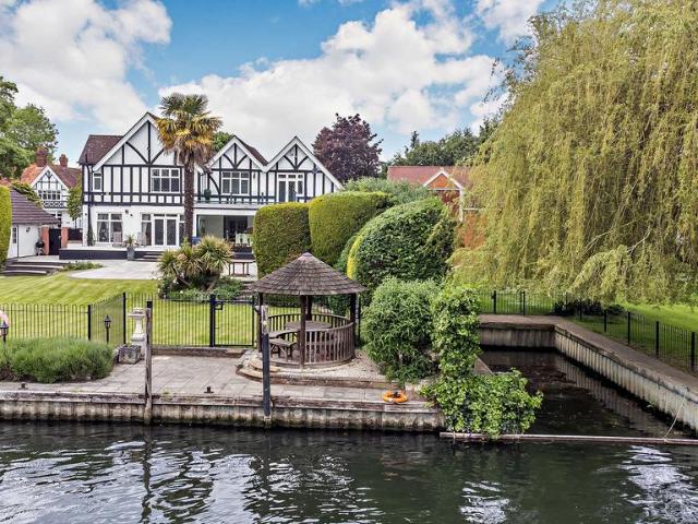 House for sale in Bray Wick, Bray