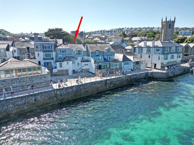 House for sale in Penbeagle, Cornwall