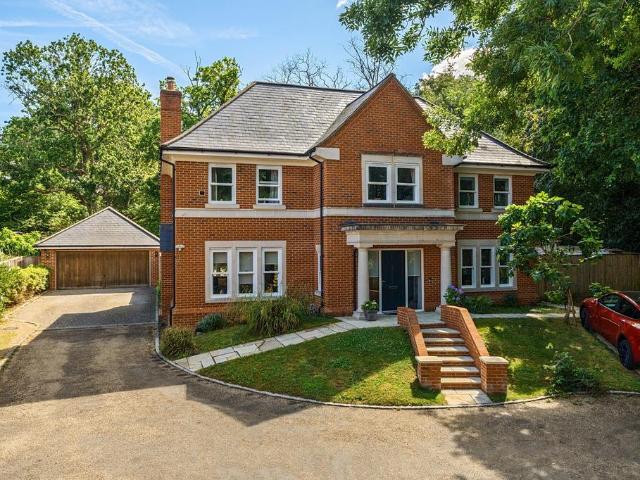 House for sale in Binfield