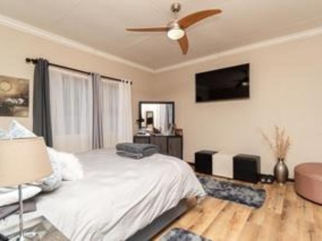 House for sale in Brackenhurst, Ekurhuleni