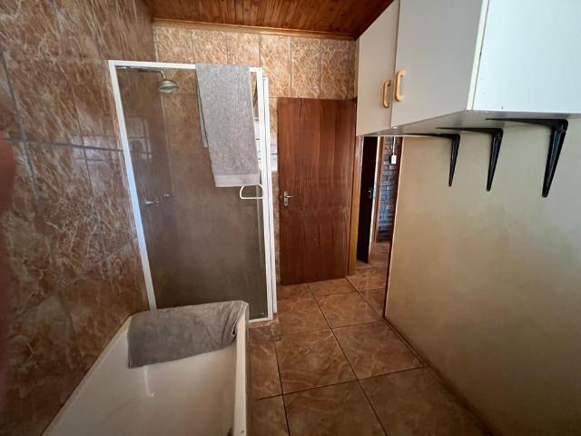 House for sale in Kgalagadi, Northern Cape