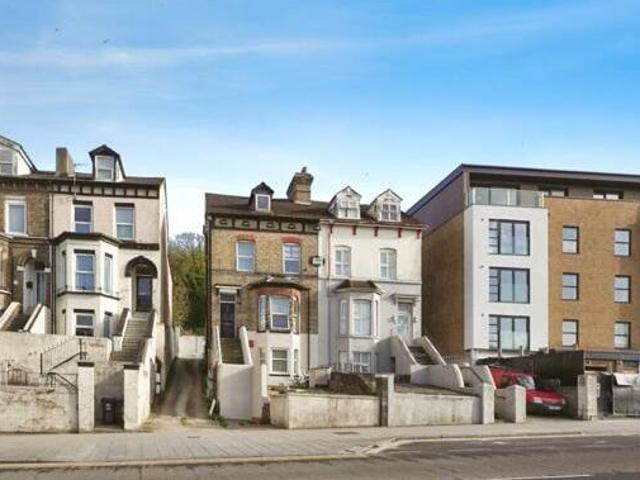 House for sale in Clarendon, Ash