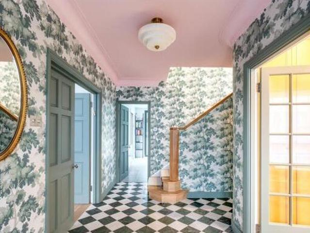 House for sale in Hertfordshire
