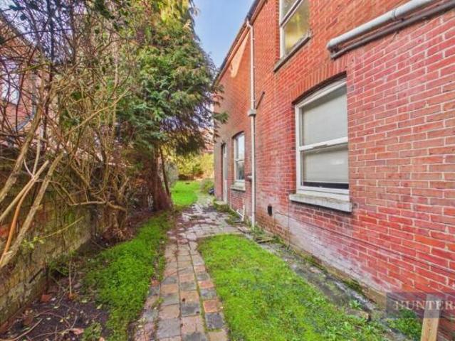 House for sale in Hill, City Of Southampton