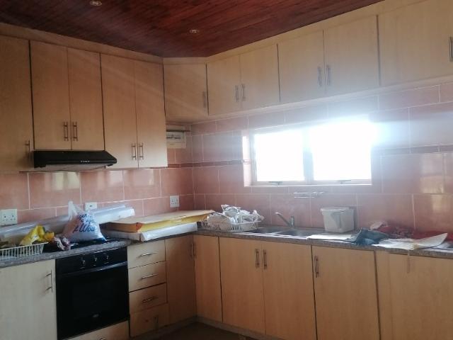 House for sale in Chatsworth, Kwazulu-natal