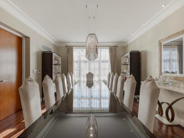 House for sale in Hampstead