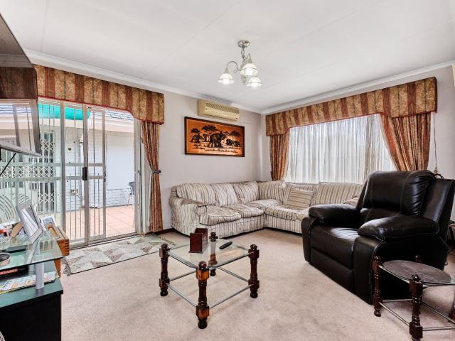 House for sale in Vosloorus, Gauteng