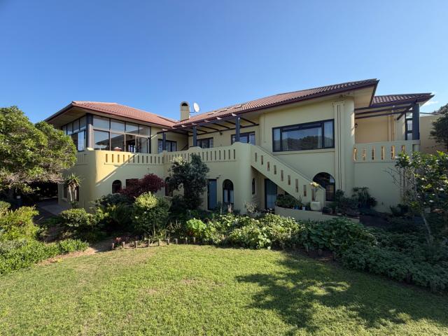 House for sale in Bushmans River Mouth, Eastern Cape