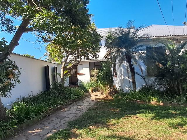 House for sale in Amanzimtoti, Kwazulu-natal