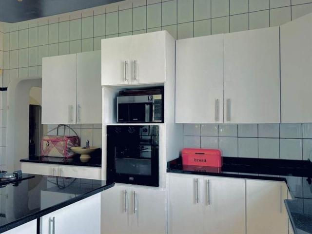 House for sale in Seaview, Kwazulu-natal