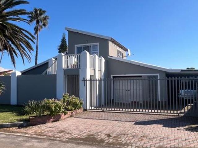 House for sale in Cape St Francis, Eastern Cape