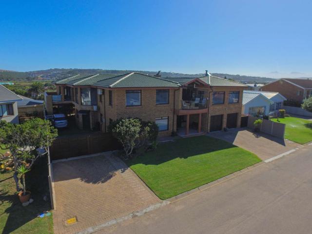 House for sale in Groot Brak Rivier, Western Cape
