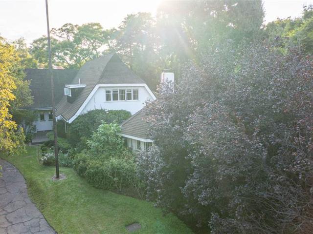 House for sale in Johannesburg, North & Sandton