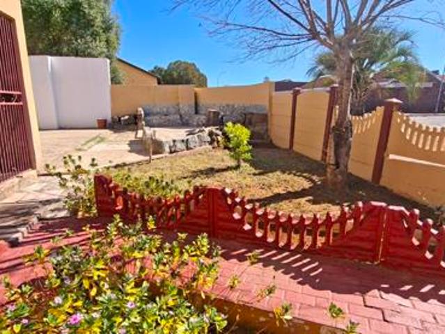 House for sale in Frances Baard, Northern Cape