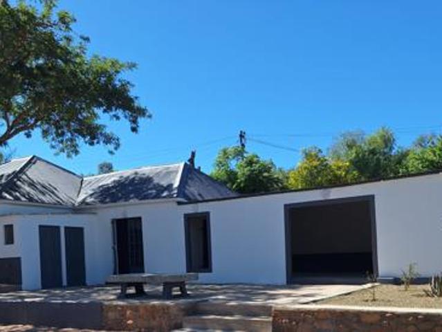House for sale in Oudtshoorn Local Municipality, Garden Route District Municipality