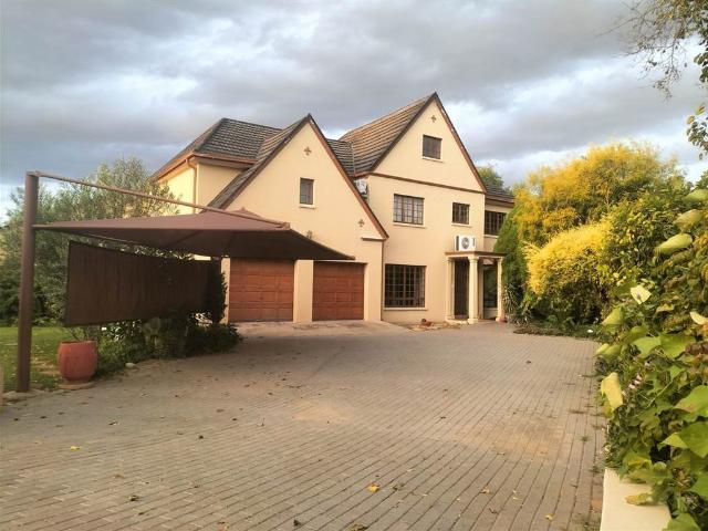House for sale in Douglas, Northern Cape